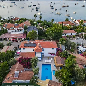 Otel Pineloft Selimiye, Muğla